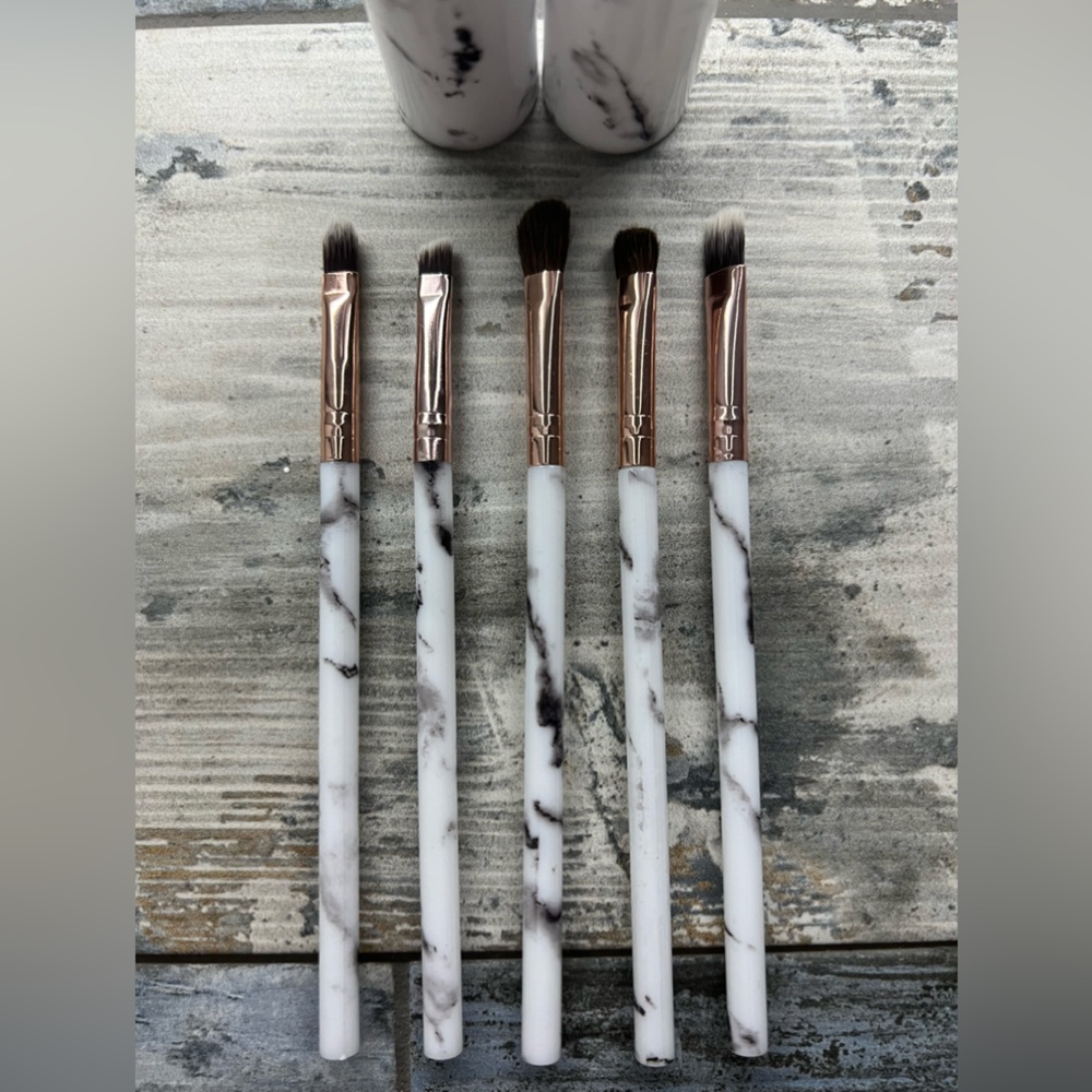 5 Set Little Makeup Brushes